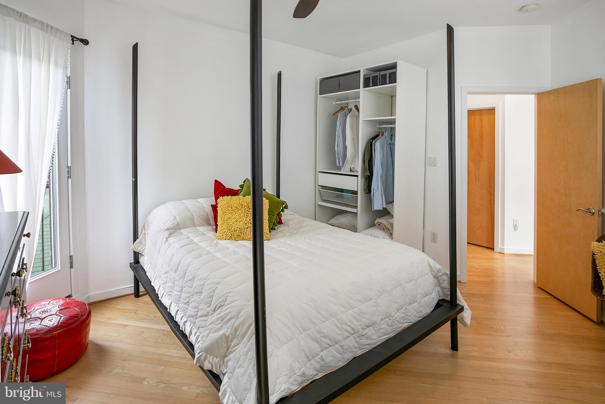 ROSSLYN - Residential