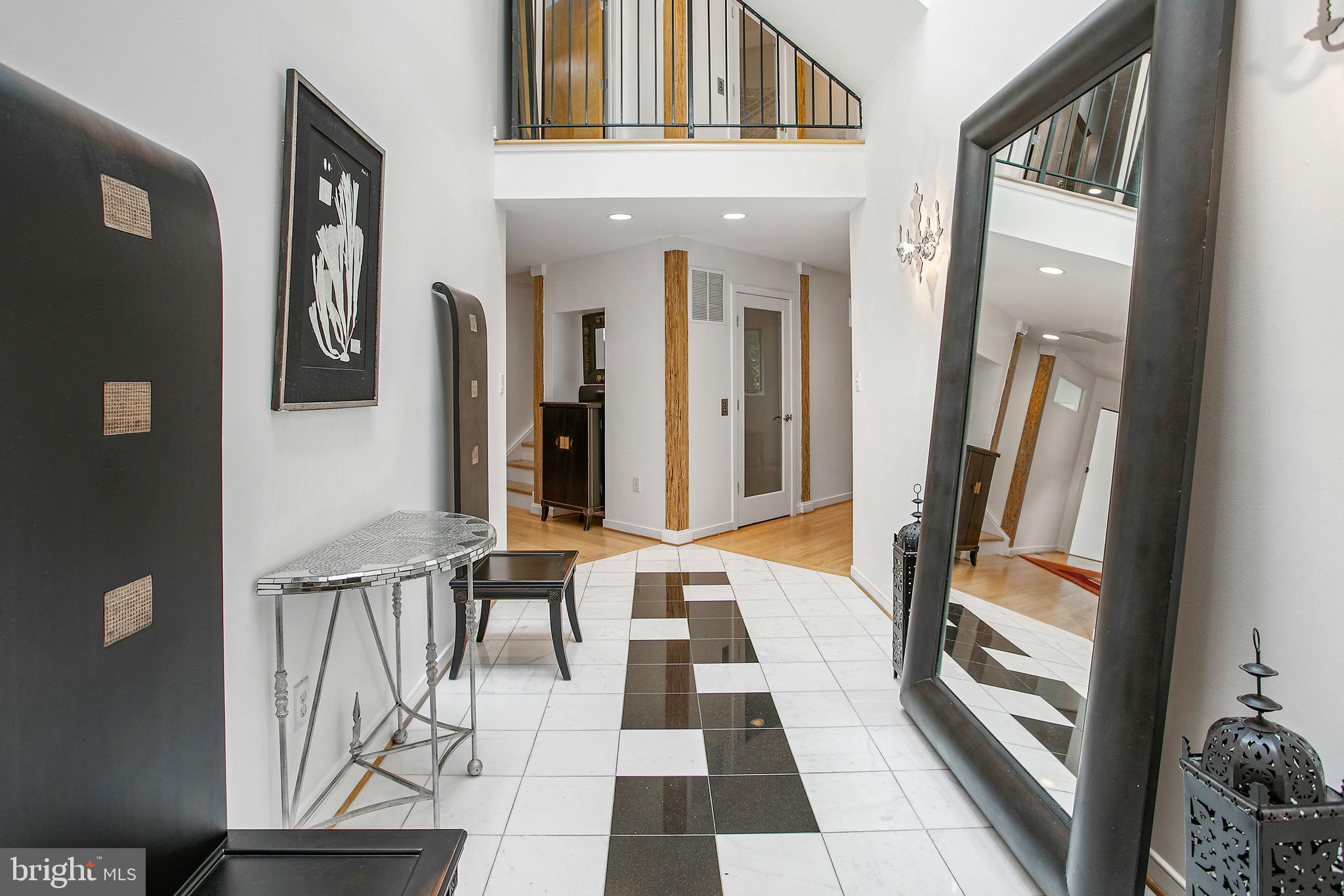 ROSSLYN - Residential