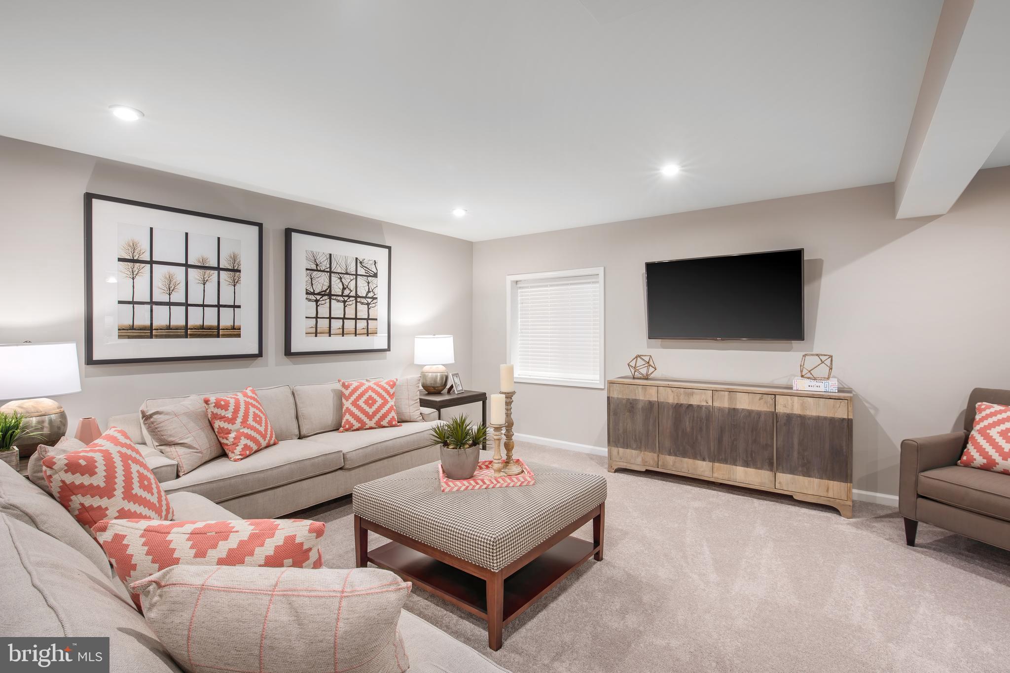 HERITAGE WOODS - Residential