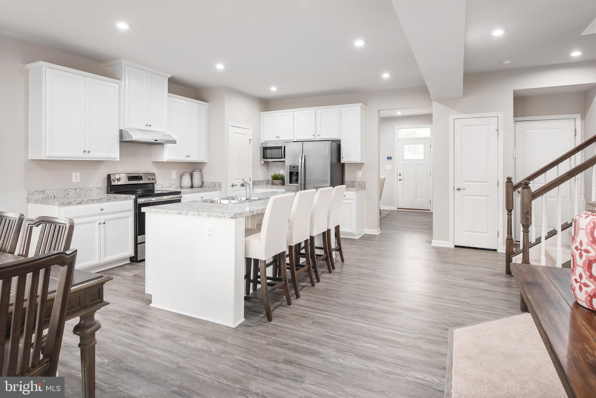 HERITAGE WOODS - Residential