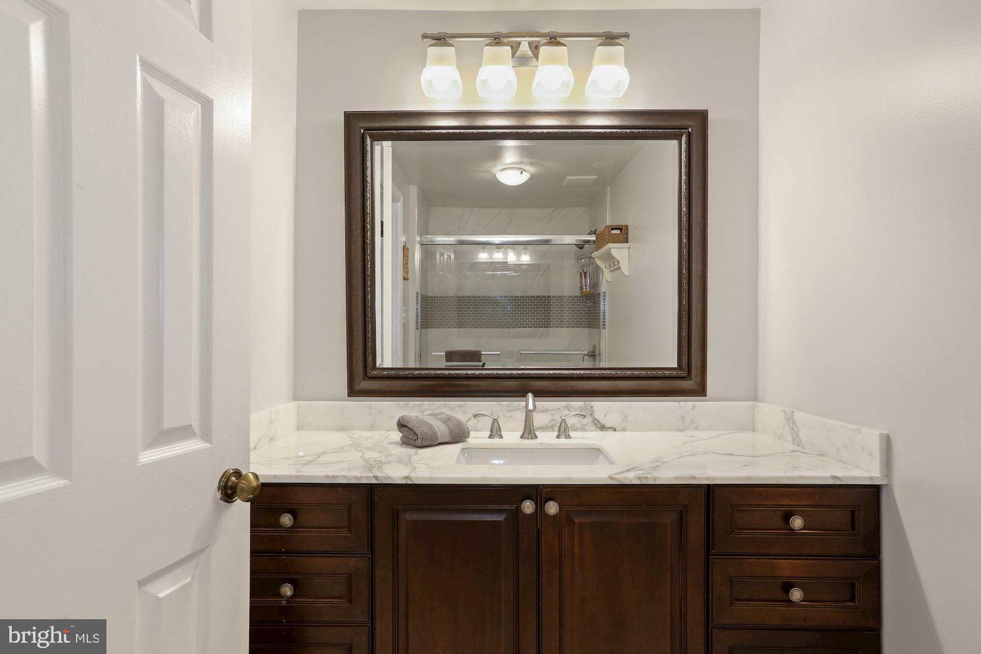 SHANNON STATION - Residential