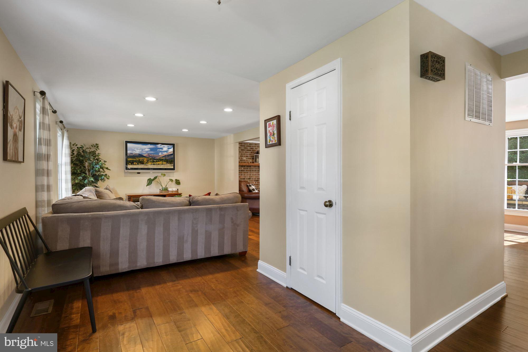 SHANNON STATION - Residential