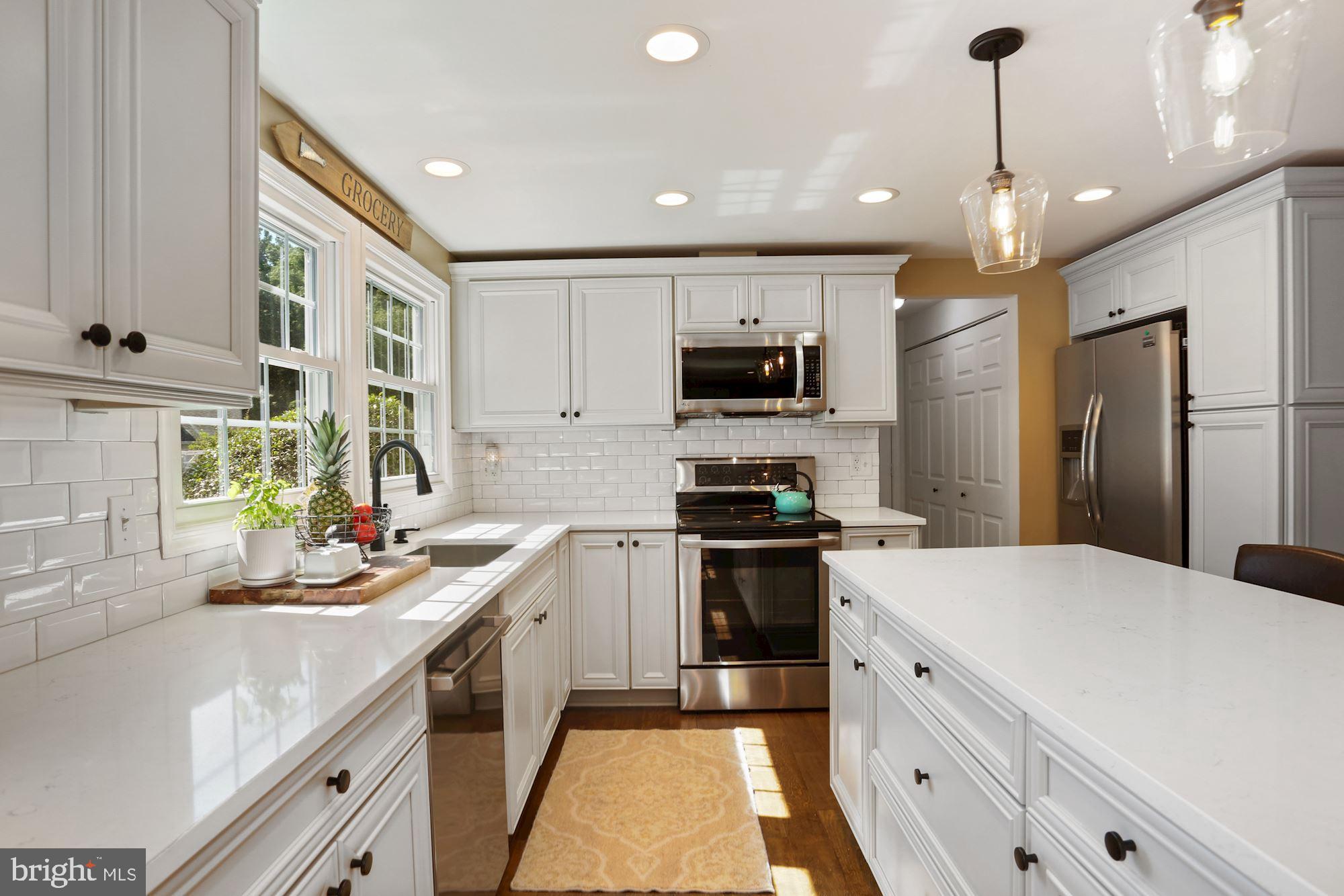 SHANNON STATION - Residential