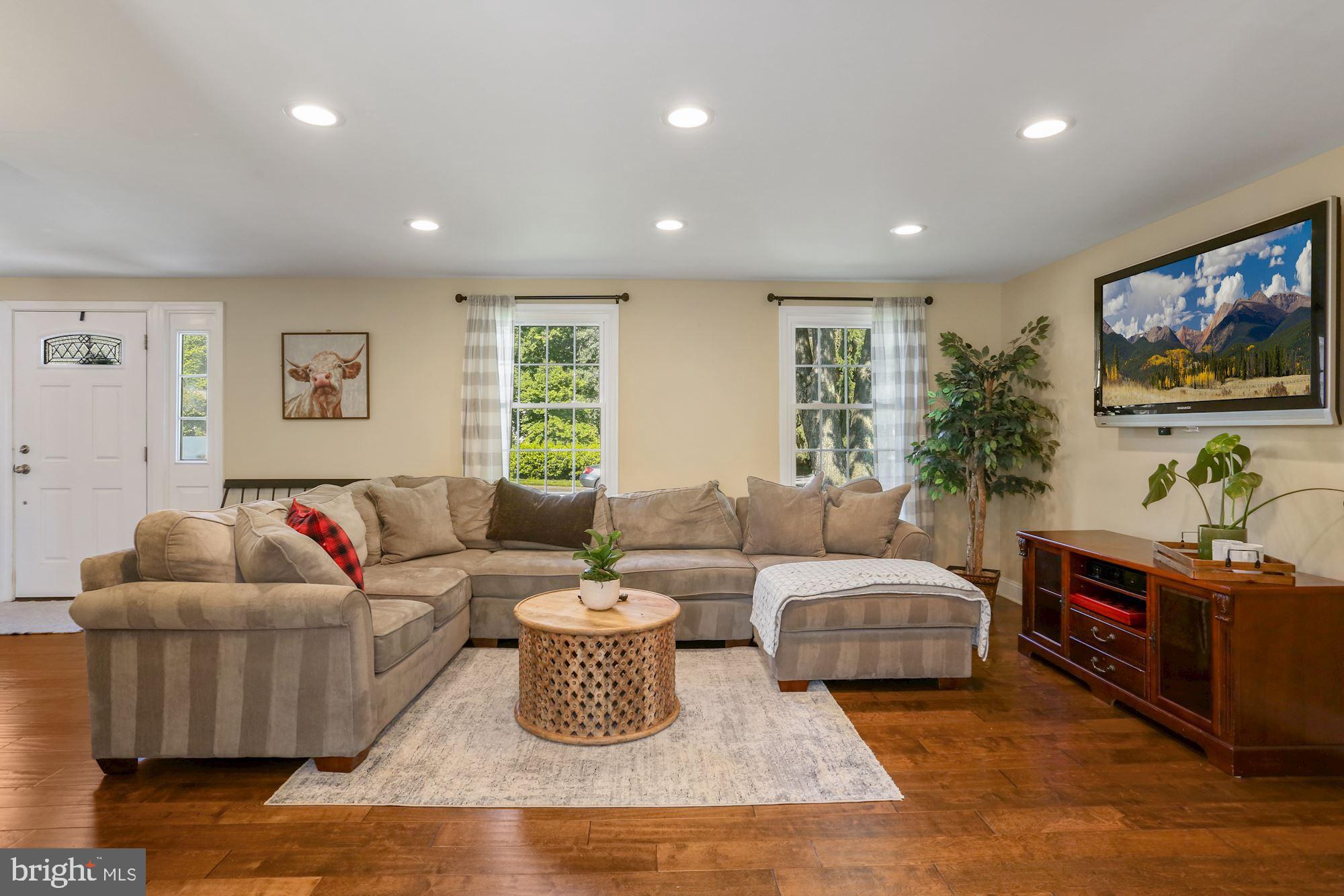 SHANNON STATION - Residential