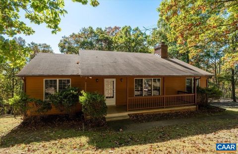 6112 CHESTNUT LN GORDONSVILLE VA 22942