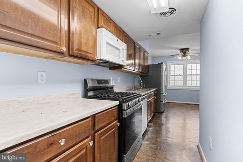 Photo of 3537 Cranmer Mews, WOODBRIDGE, VA 22193 (MLS # VAPW2109602)