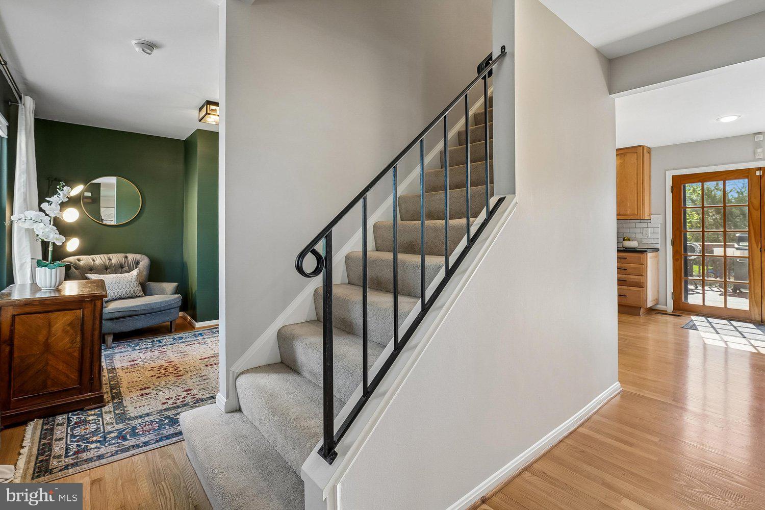 TREESIDE - Residential