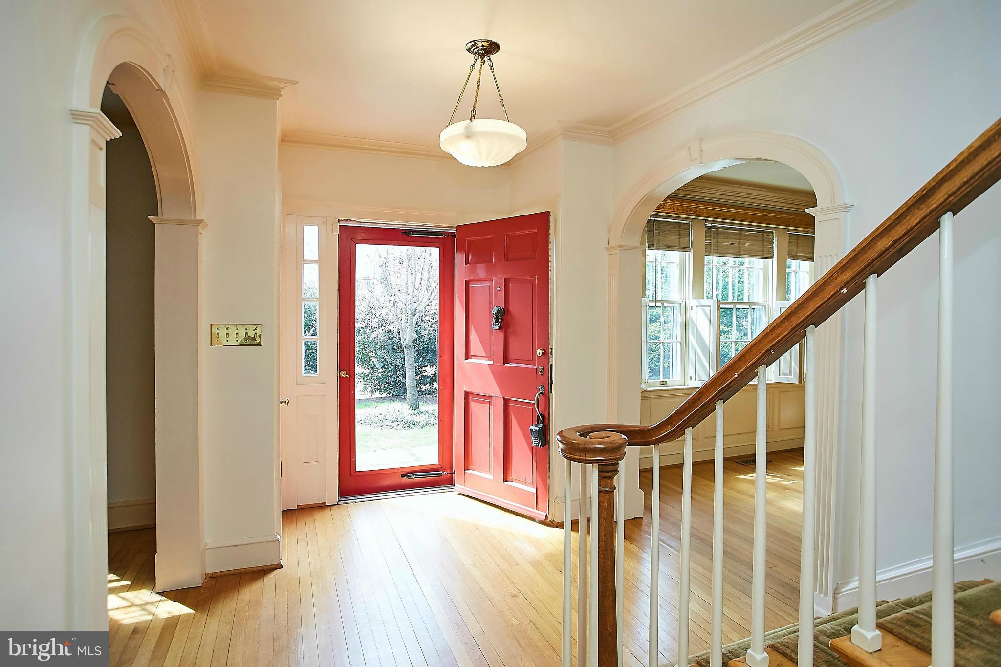 COUNTRY CLUB HILLS - Residential