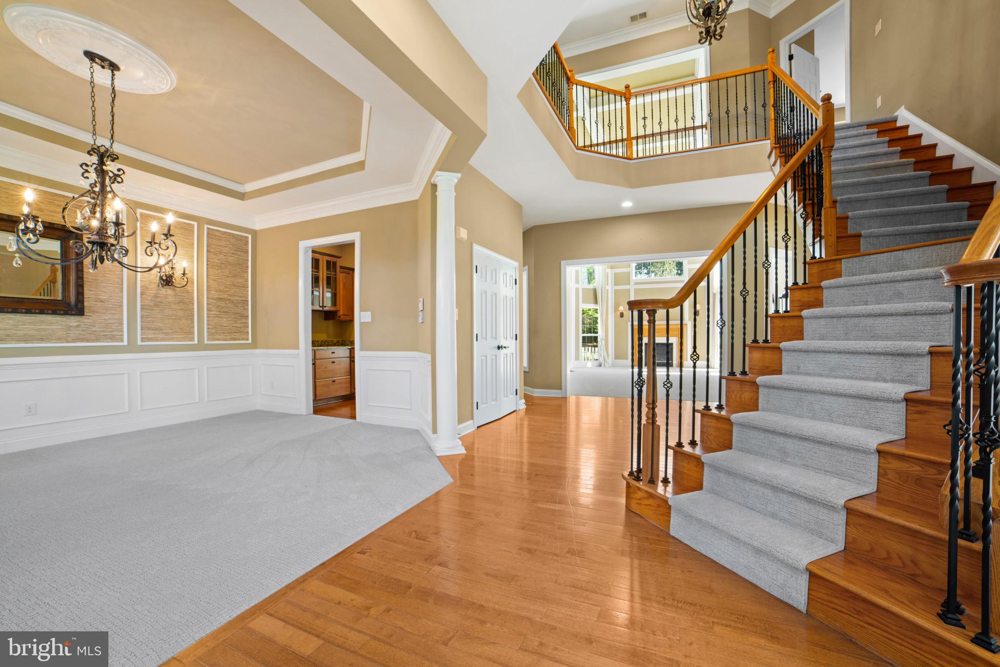 908 MANNINGTON DRIVE