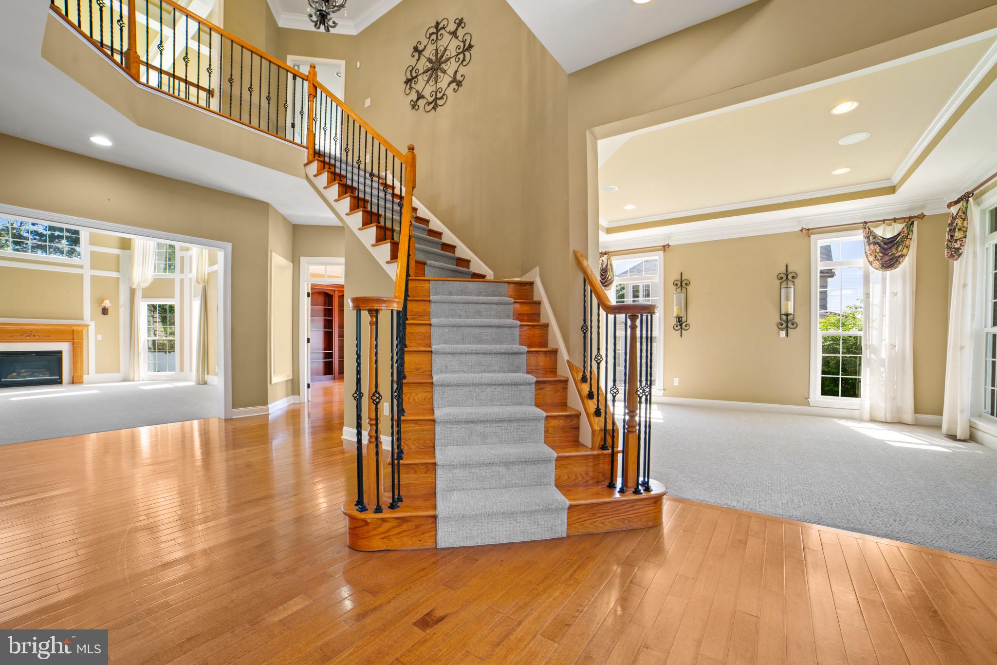 908 MANNINGTON DRIVE
