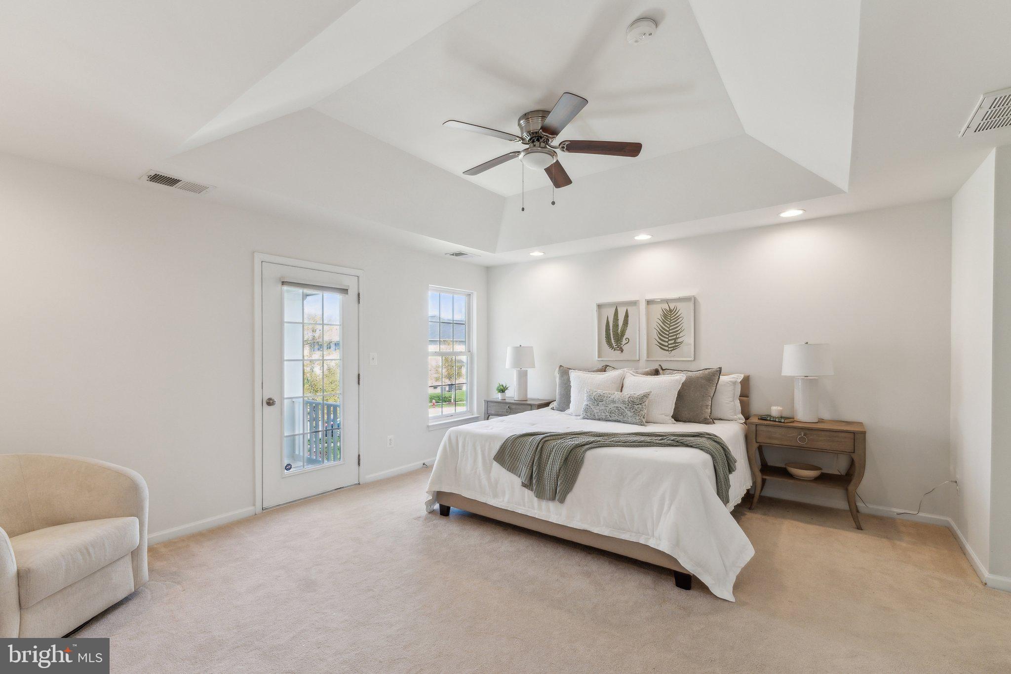 SOUTH RIDING - Residential