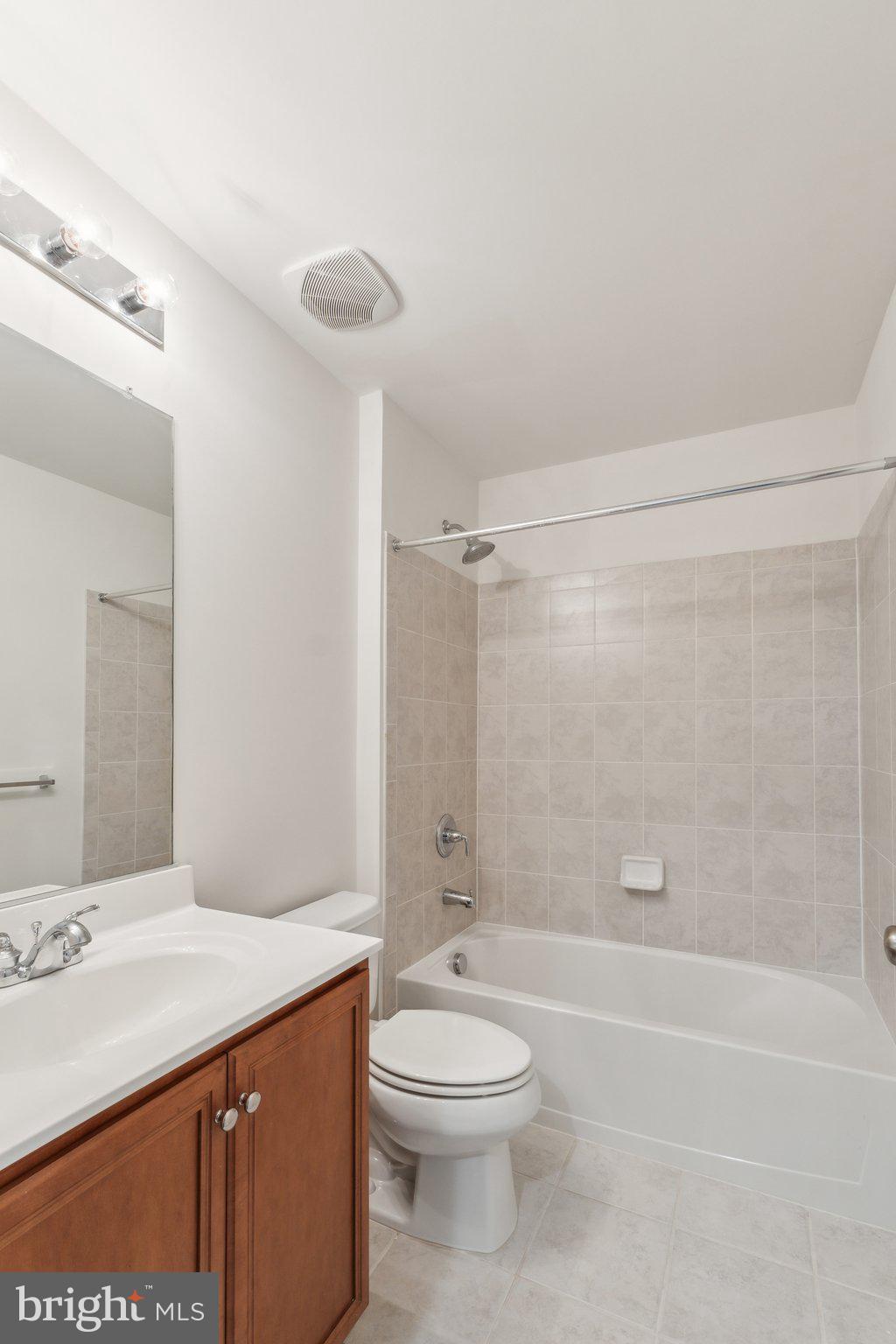 SOUTH RIDING - Residential