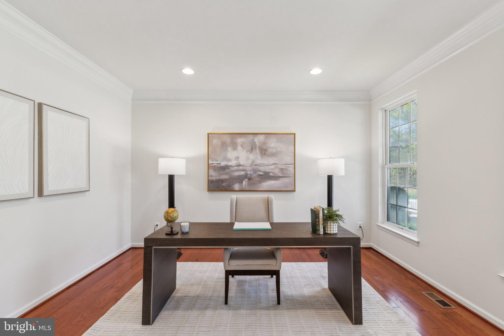 SOUTH RIDING - Residential