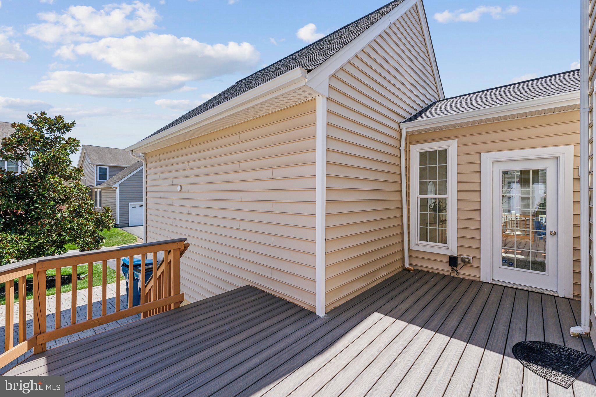 SOUTH RIDING - Residential