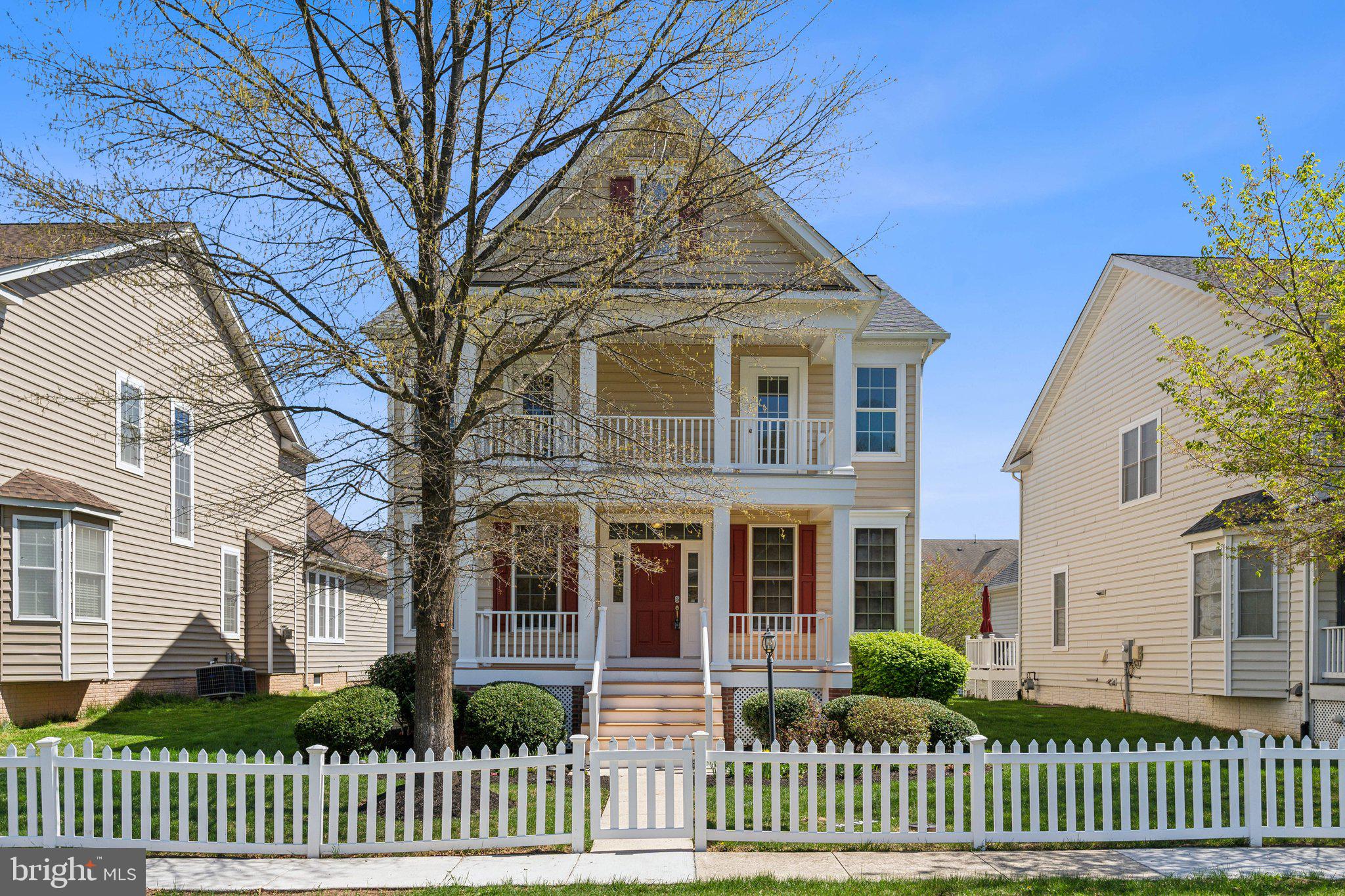 SOUTH RIDING - Residential