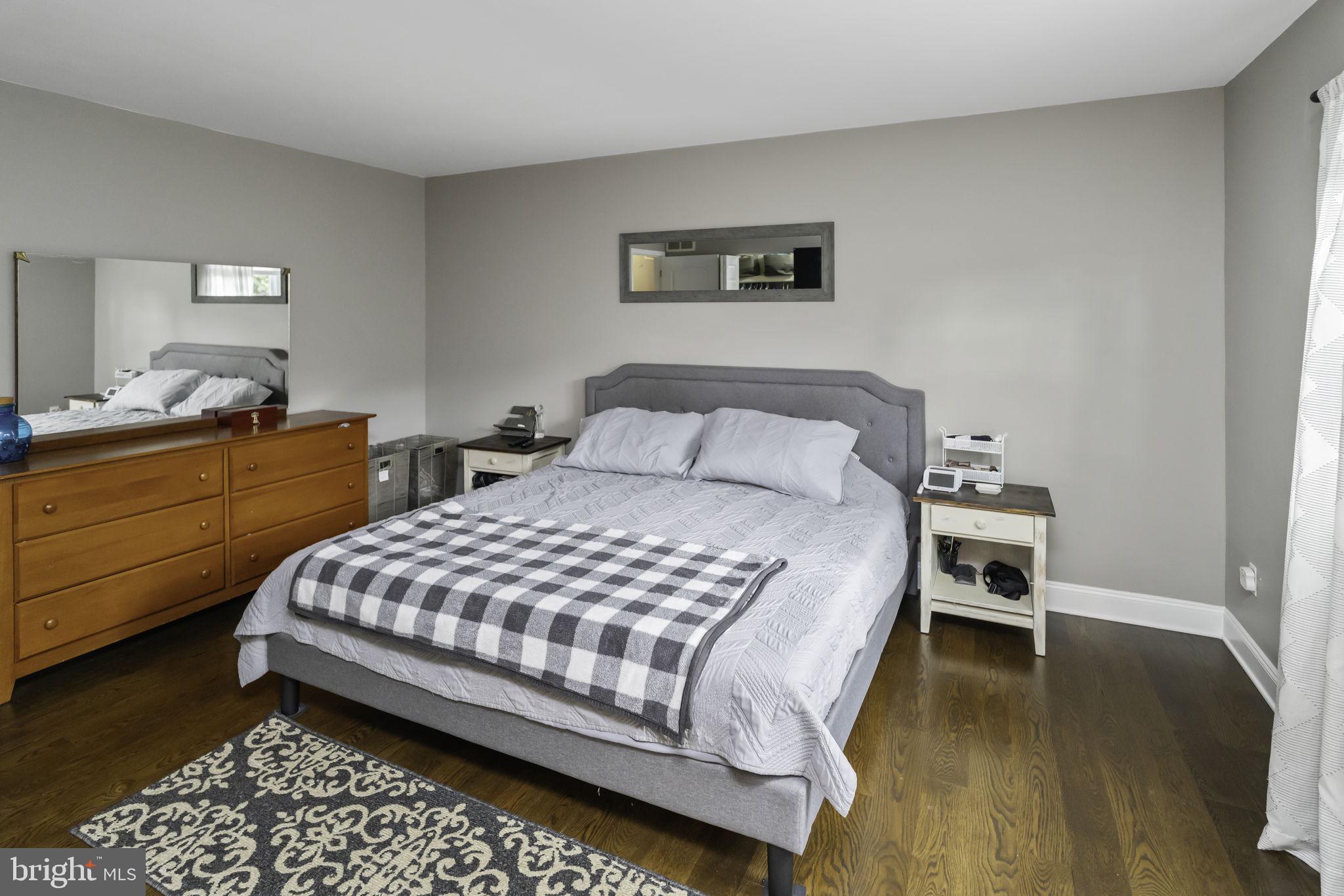 SOMERTON - Residential