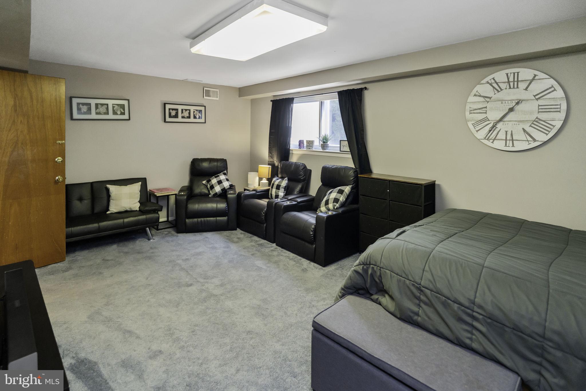 SOMERTON - Residential