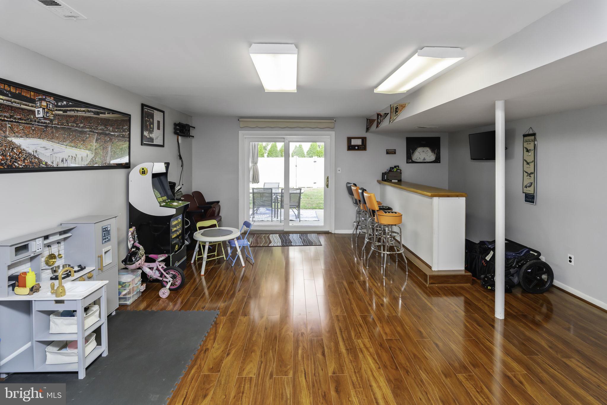 SOMERTON - Residential