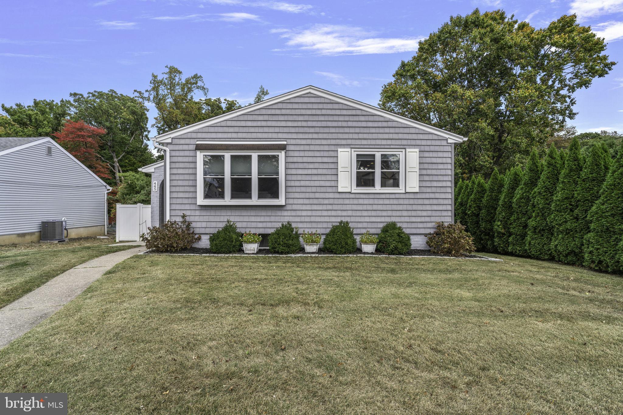 SOMERTON - Residential