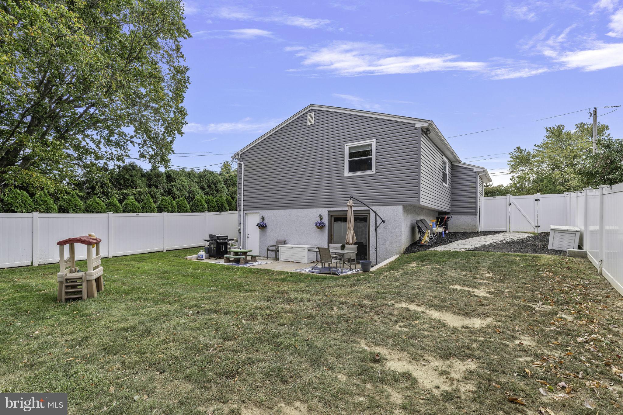 SOMERTON - Residential