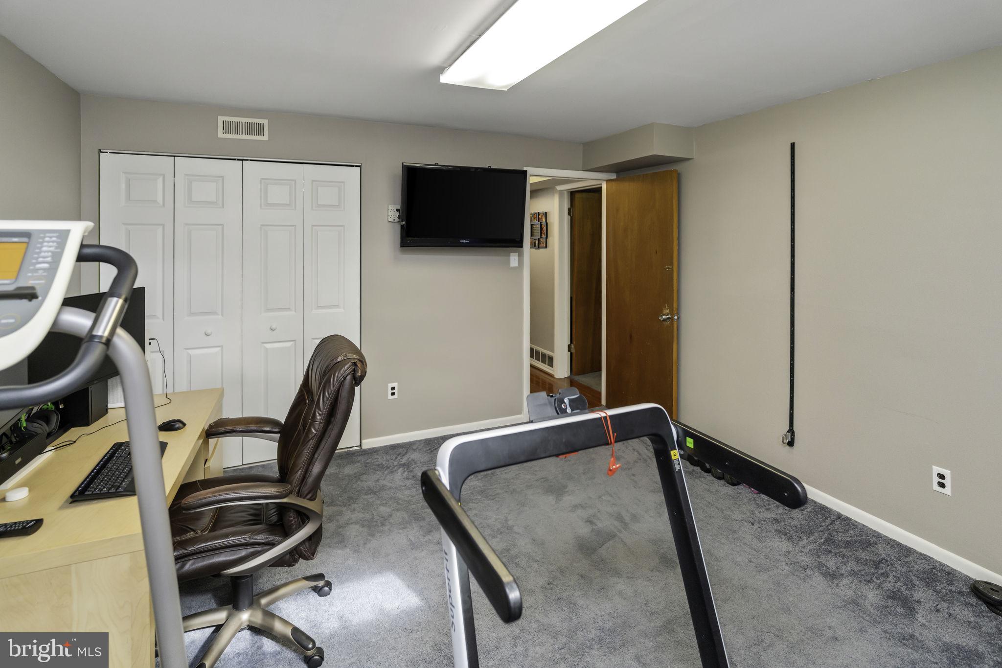 SOMERTON - Residential