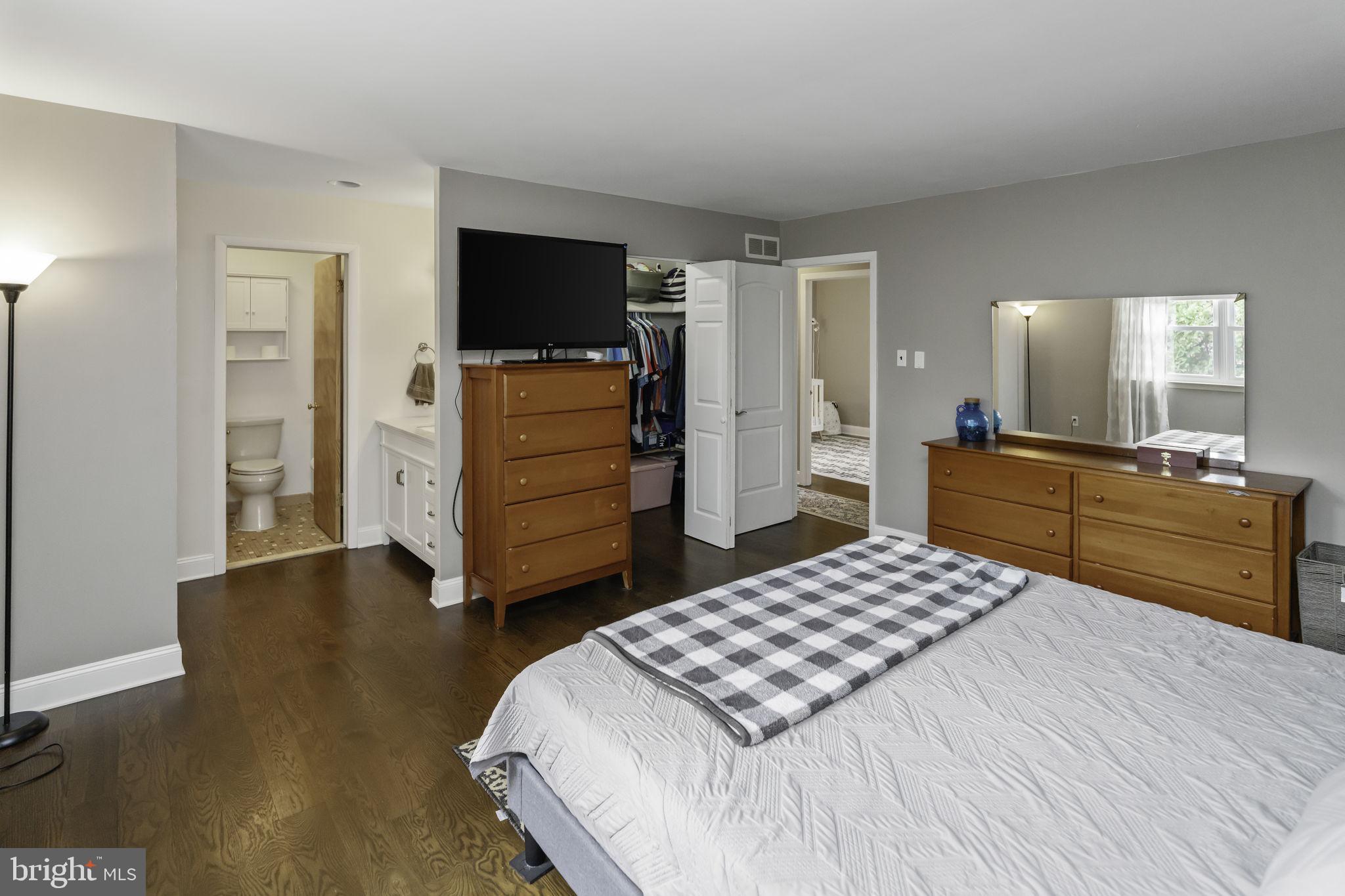 SOMERTON - Residential