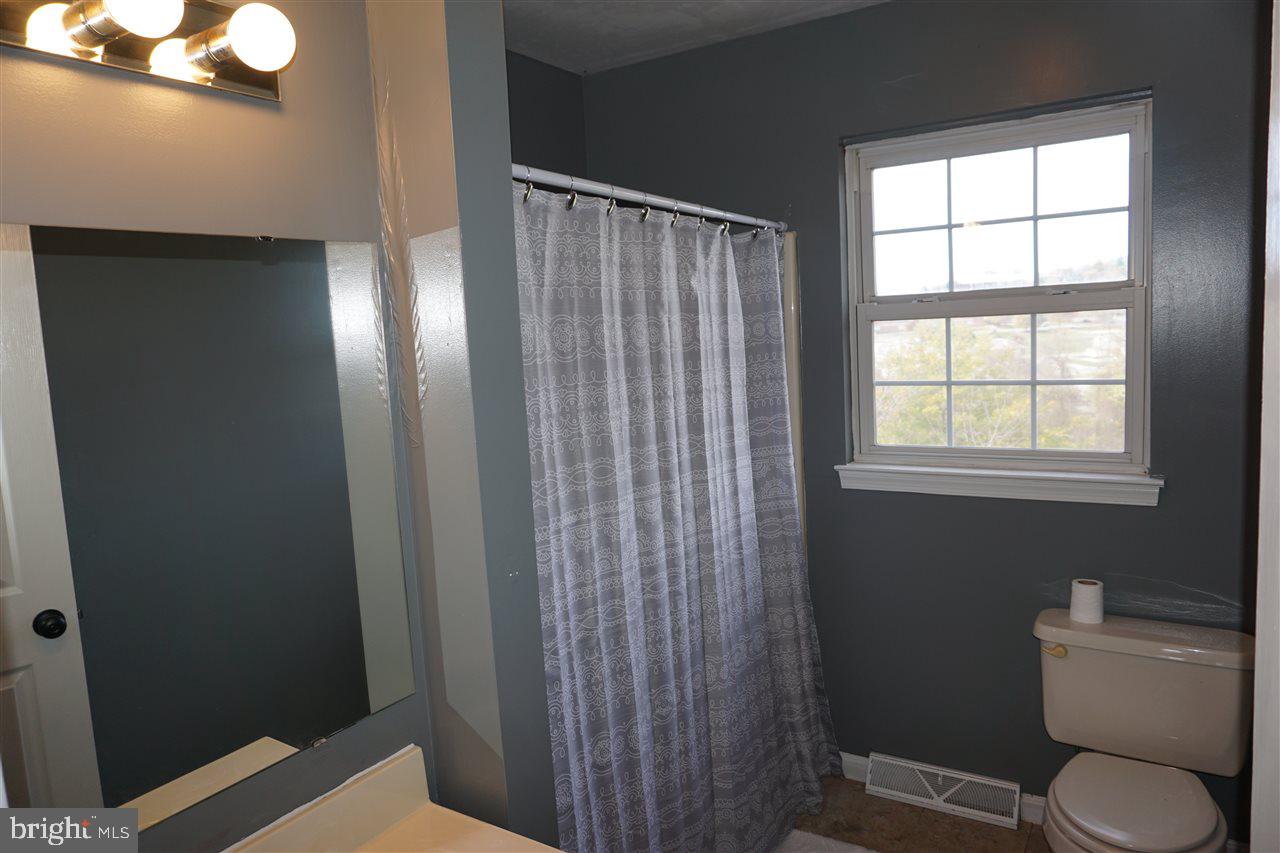 WESTRIDGE TOWNHOMES - Residential