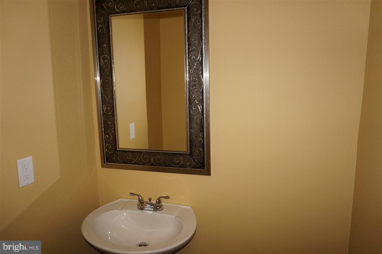 WESTRIDGE TOWNHOMES - Residential