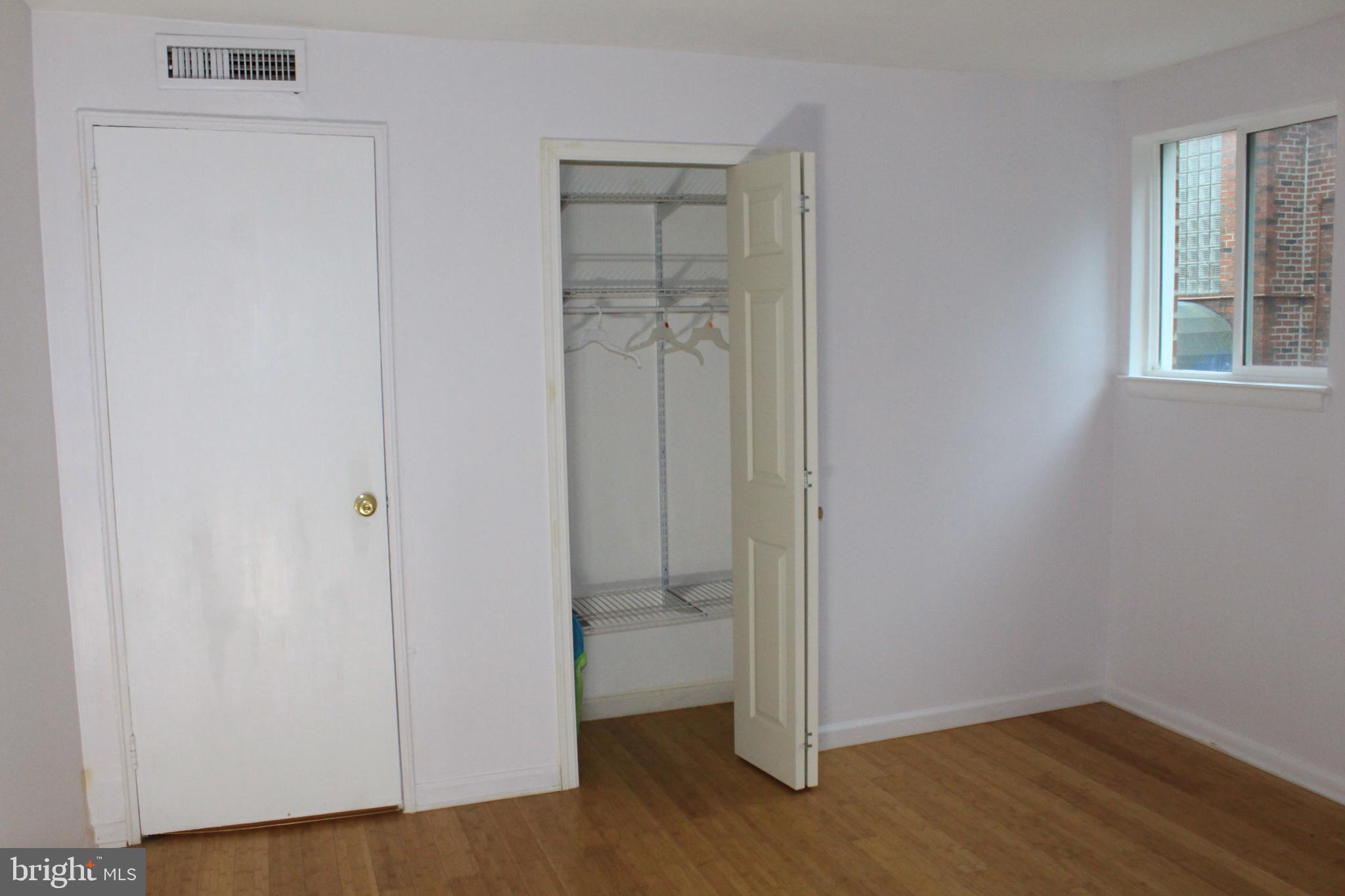 BUSTLETON - Residential