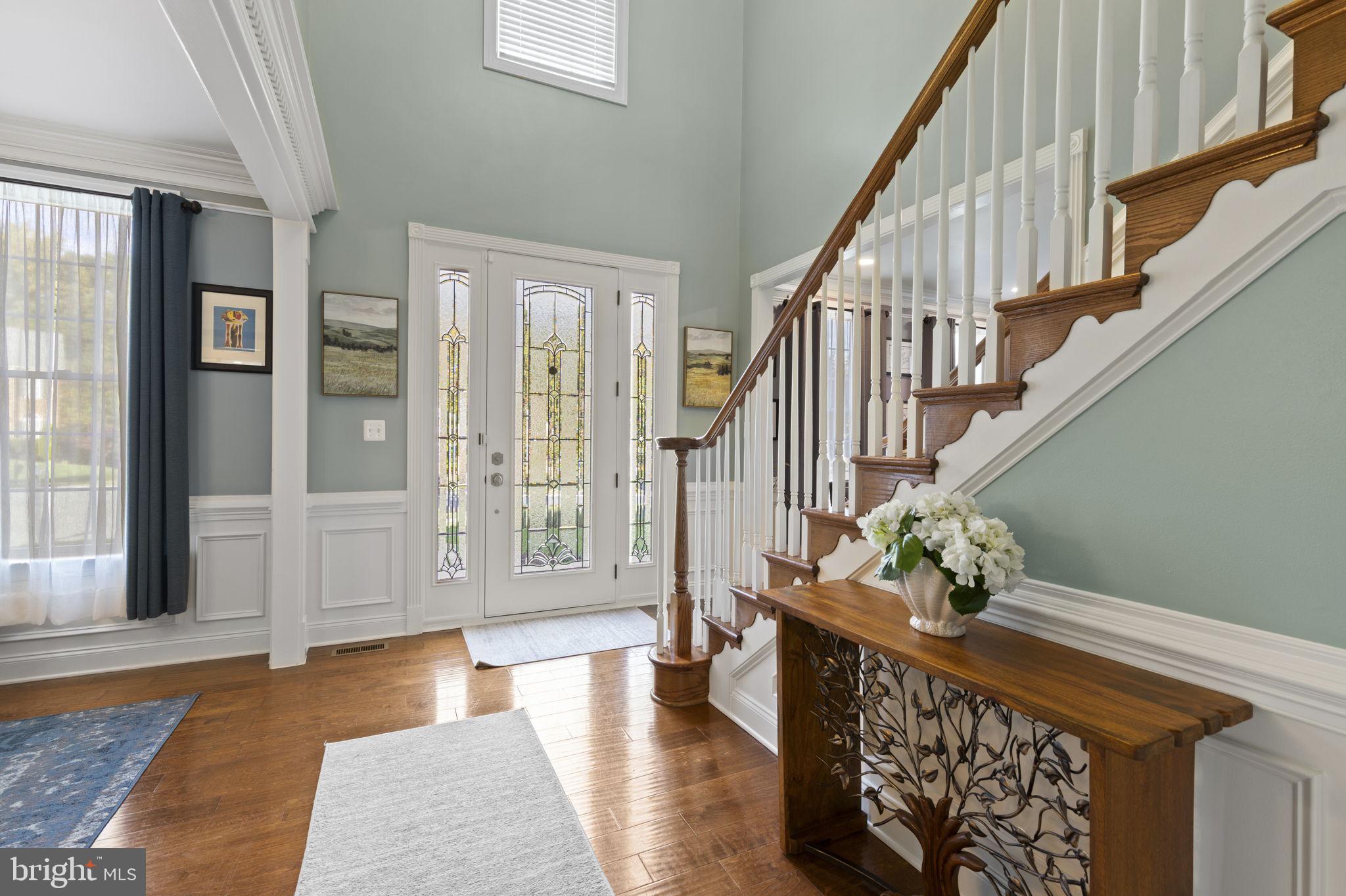 706 CLEARVIEW DRIVE