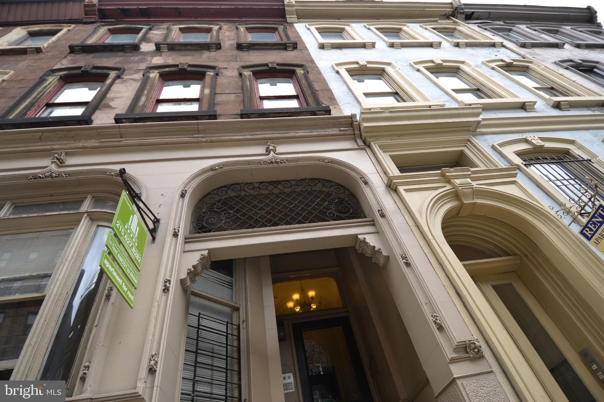 Available now!
Address: 2209 Walnut Street #3R
This property is professionally managed by AMC Delancey Group.
Description:
This studio is located on the third floor of a walkup. Features include:
*Hardwood floors throughout
*Built in AC
*Ceiling fans
*Natural light
*Shared laundry in basement
*Great location! Easy access to UPenn, Drexel, Center City, University City and more. Enjoy ample restaurants, bars, and shops right outside your doorstep!
Requirements:
Credit must be in good standing (650+ FICO score required). Monthly income must exceed 3x the rent. No evictions or serious crimes. $50 application fee.
Water is included in the rent. Only the security deposit and first month's rent are needed to move in!
Pet Policy:
We are cat and dog friendly! Breed and weight restrictions apply.