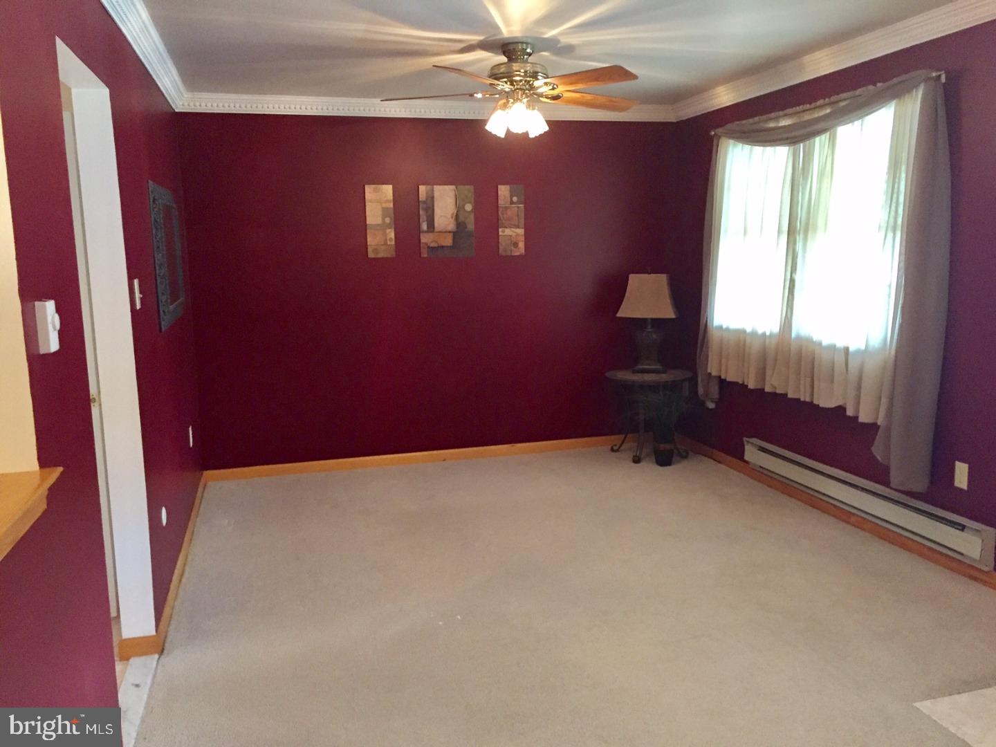 YORKVILLE - Residential