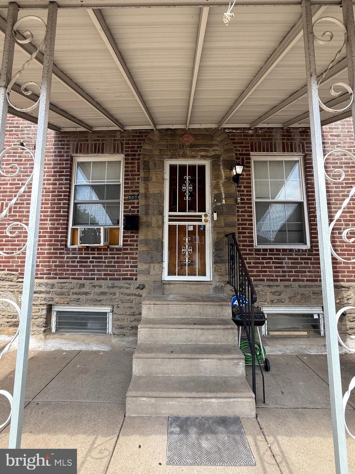 605 ANCHOR STREET