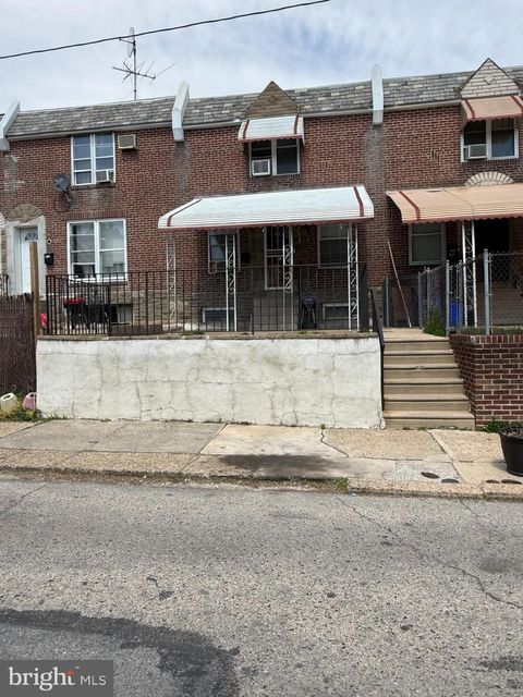 Townhouse For Sale - 605 Anchor Street<br/> PHILADELPHIA, PA 19120