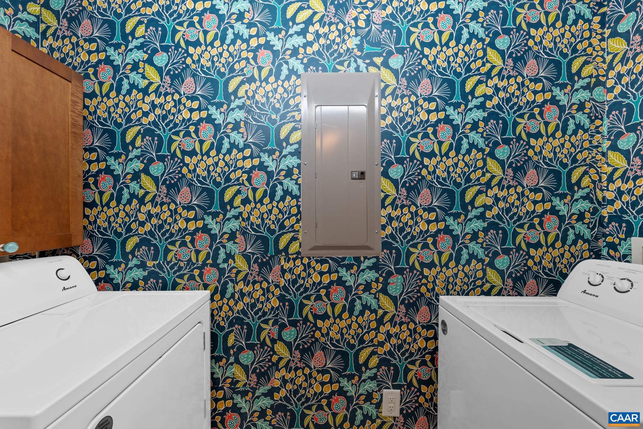 PARKSIDE VILLAGE - Residential