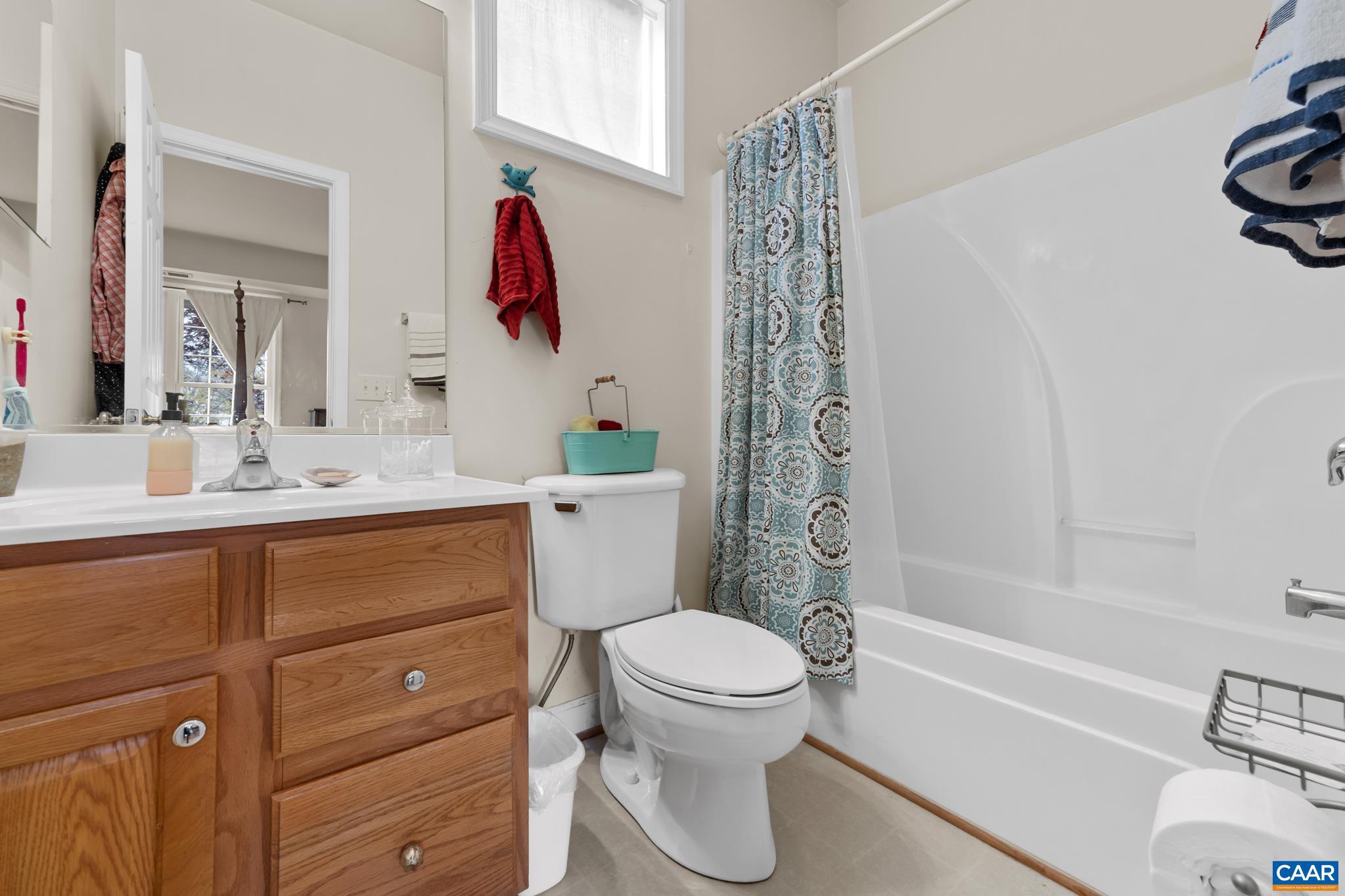 PARKSIDE VILLAGE - Residential