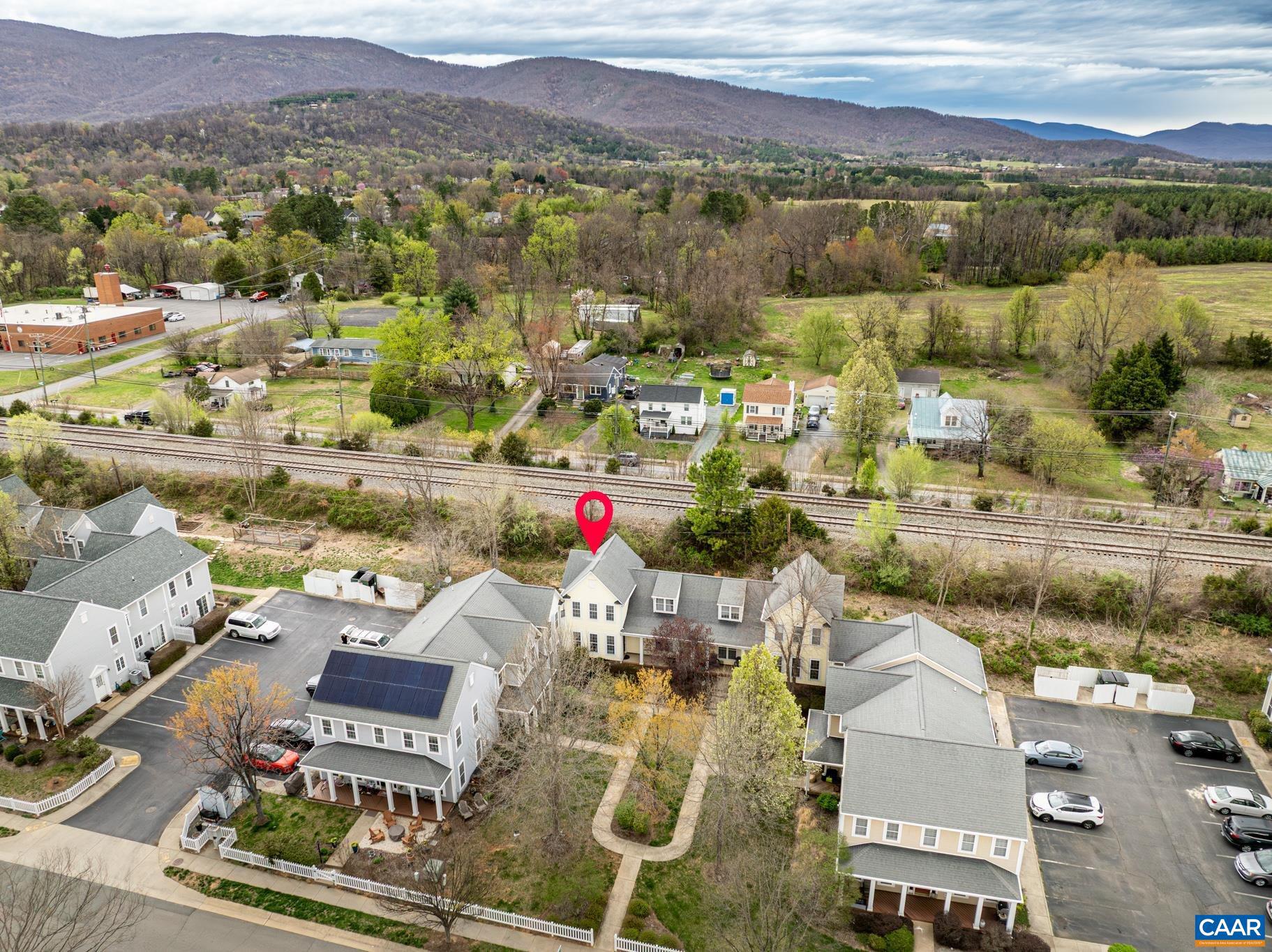 PARKSIDE VILLAGE - Residential