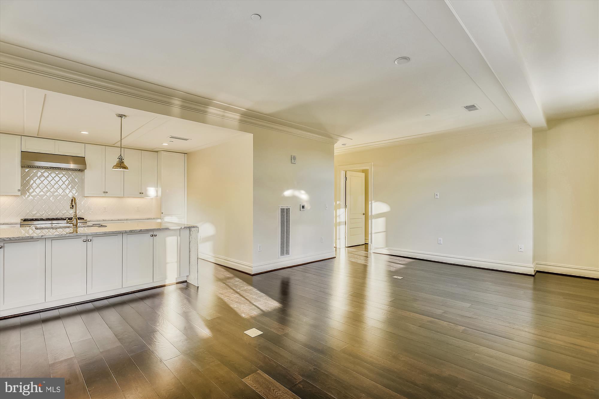 THE SIGNET - Residential Lease