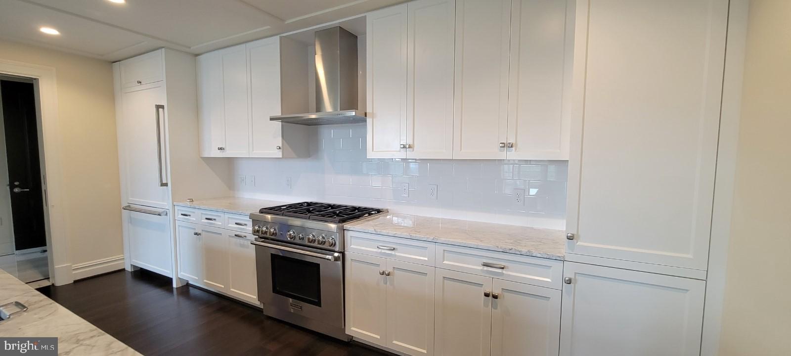 THE SIGNET - Residential Lease