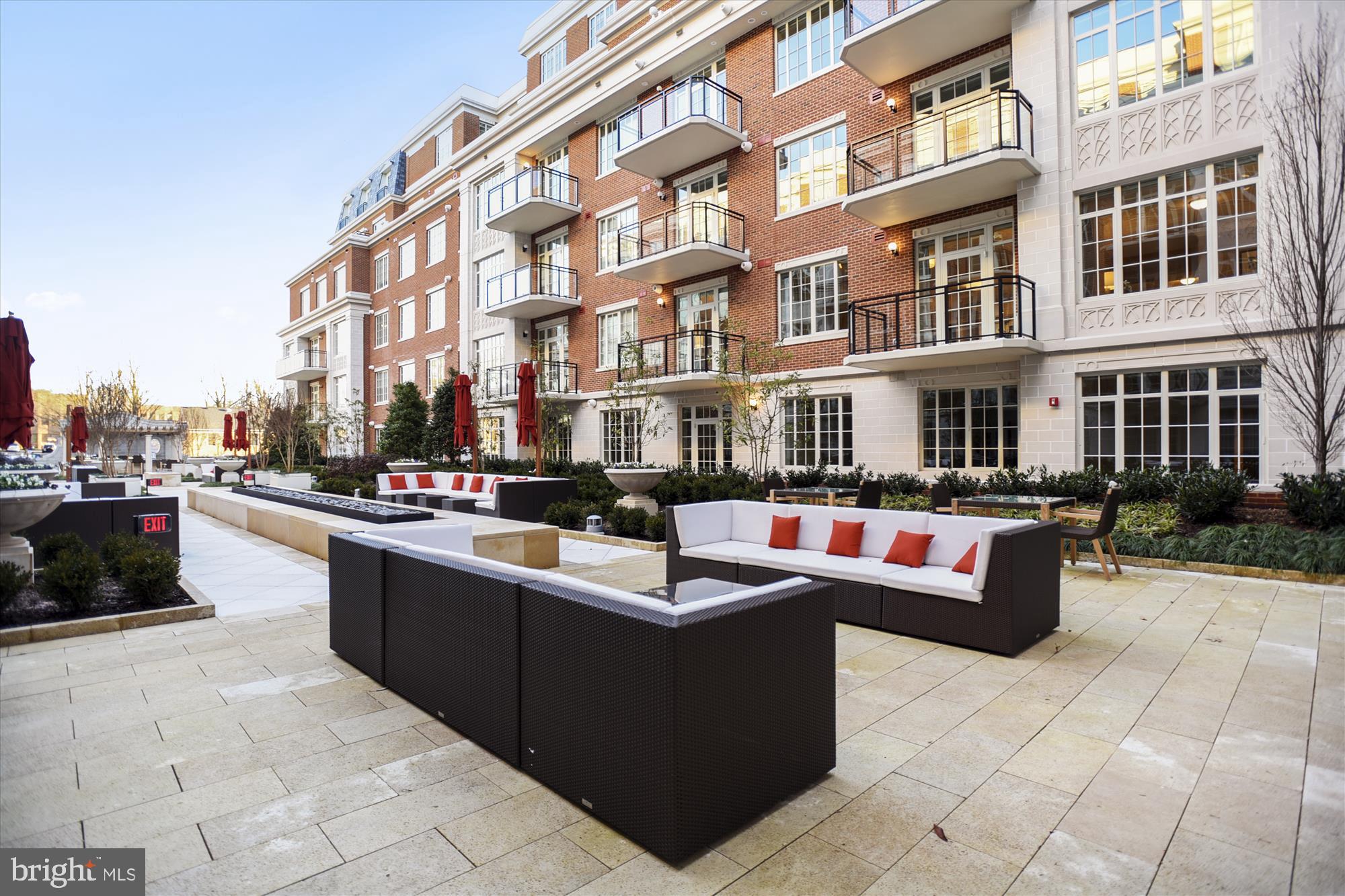 THE SIGNET - Residential Lease