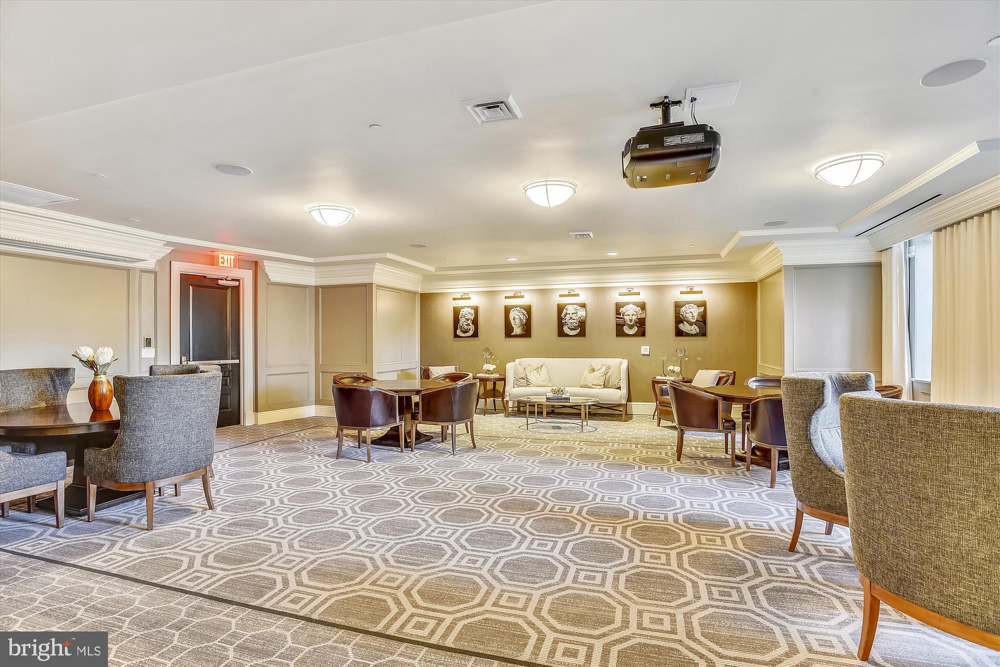 THE SIGNET - Residential Lease