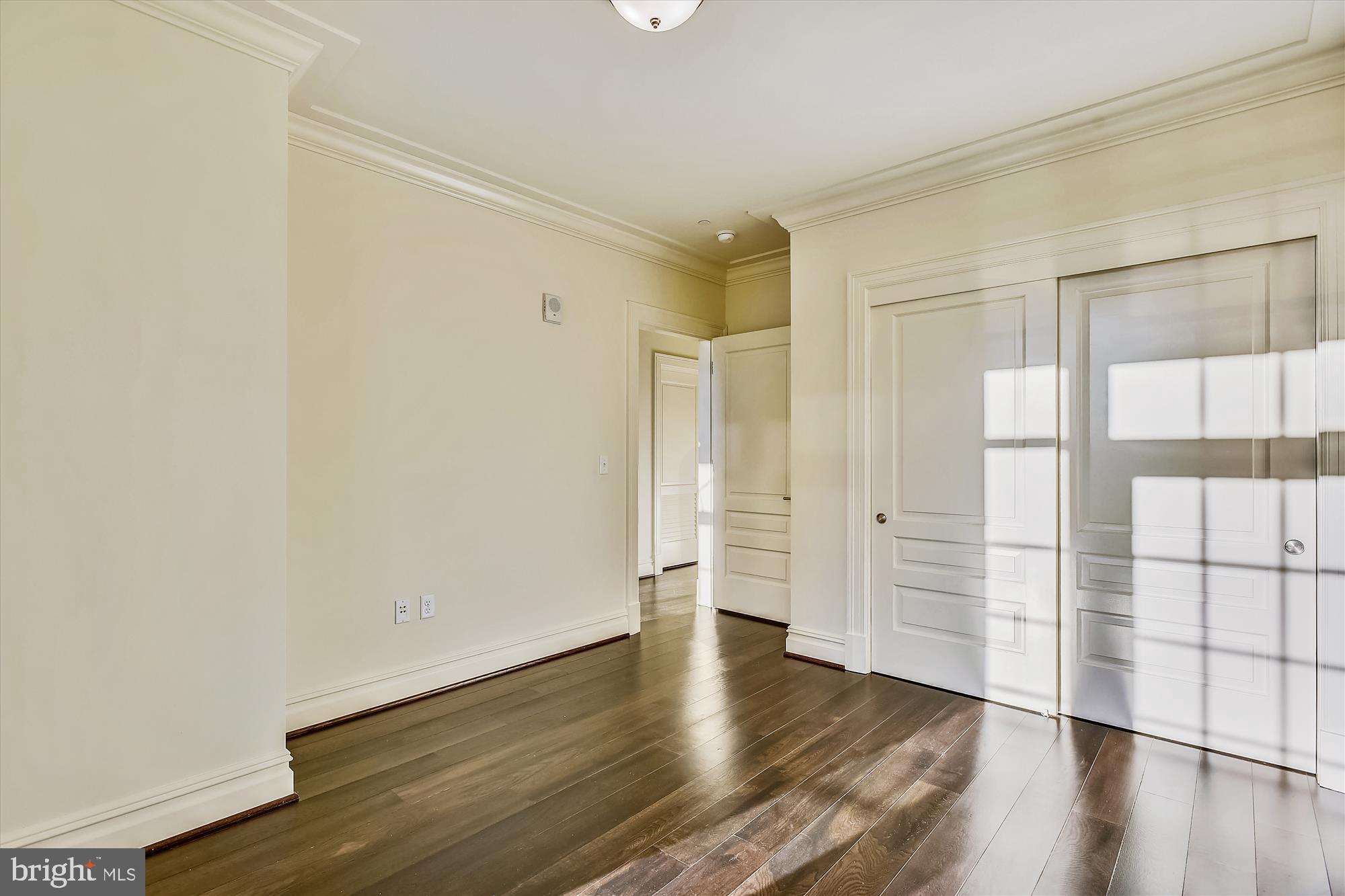 THE SIGNET - Residential Lease