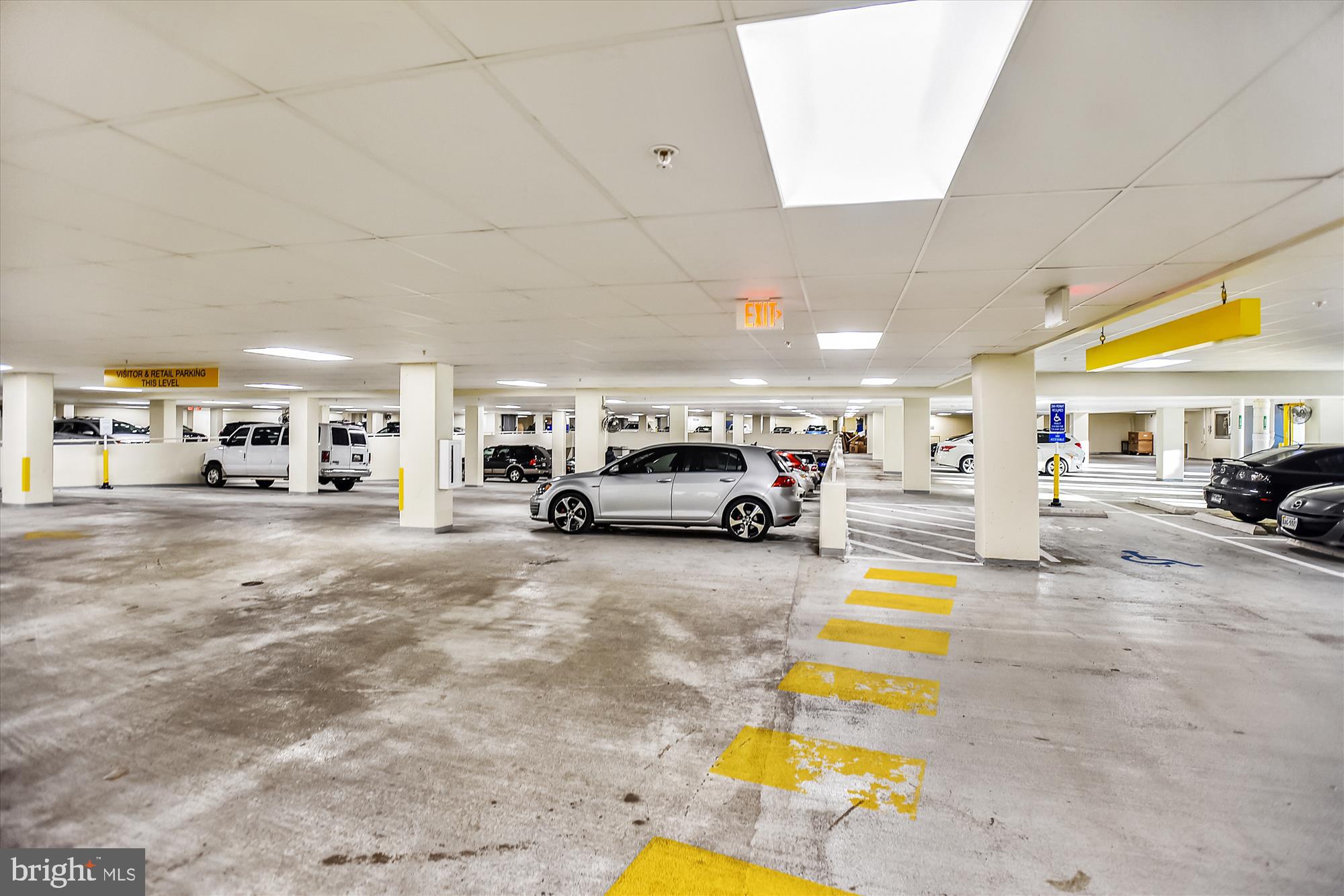 THE SIGNET - Residential Lease