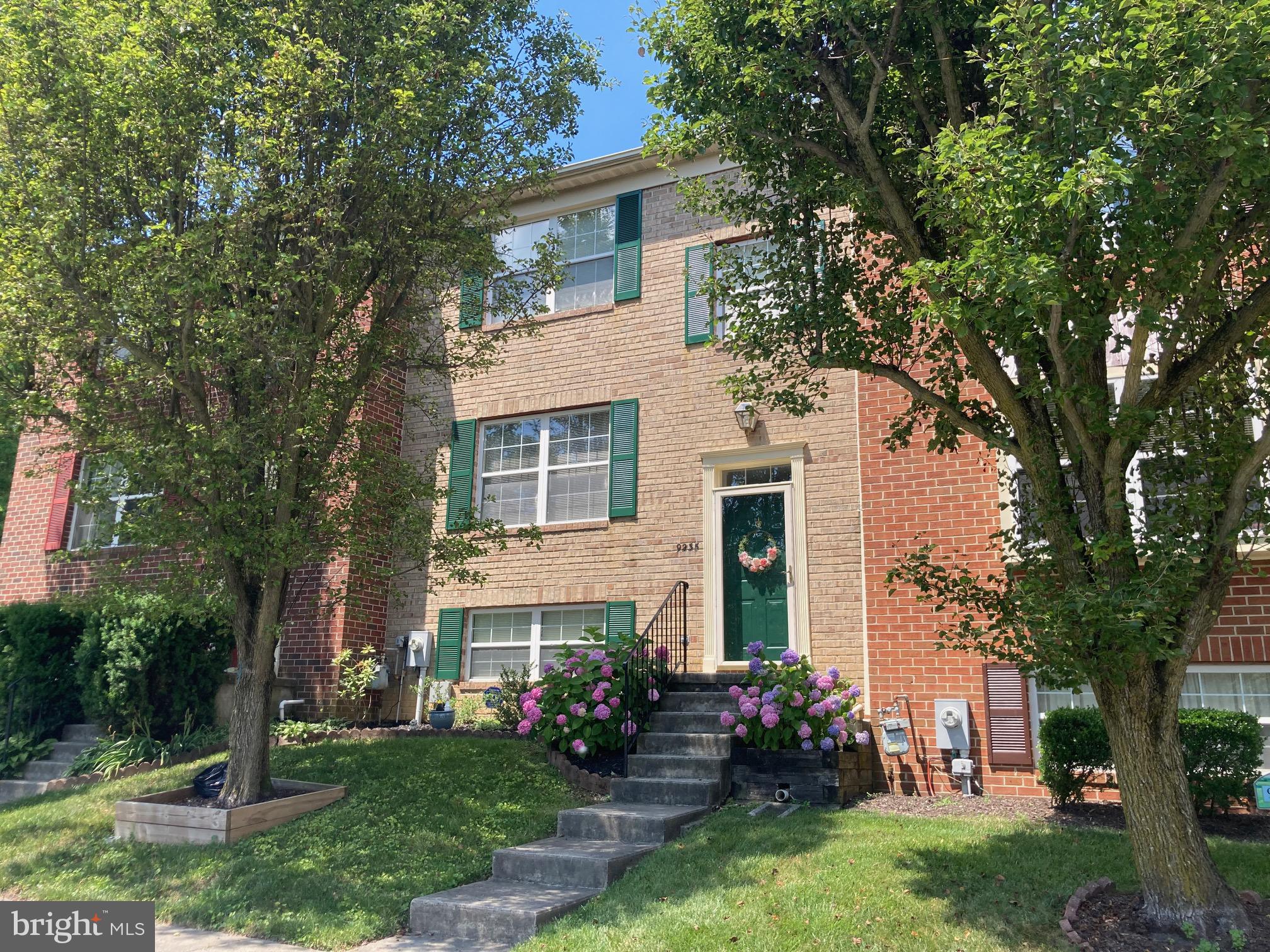 HINES ESTATES - Residential