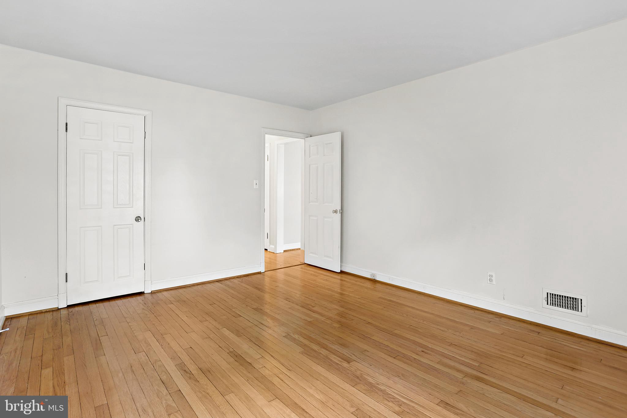 LUTHERVILLE - Residential