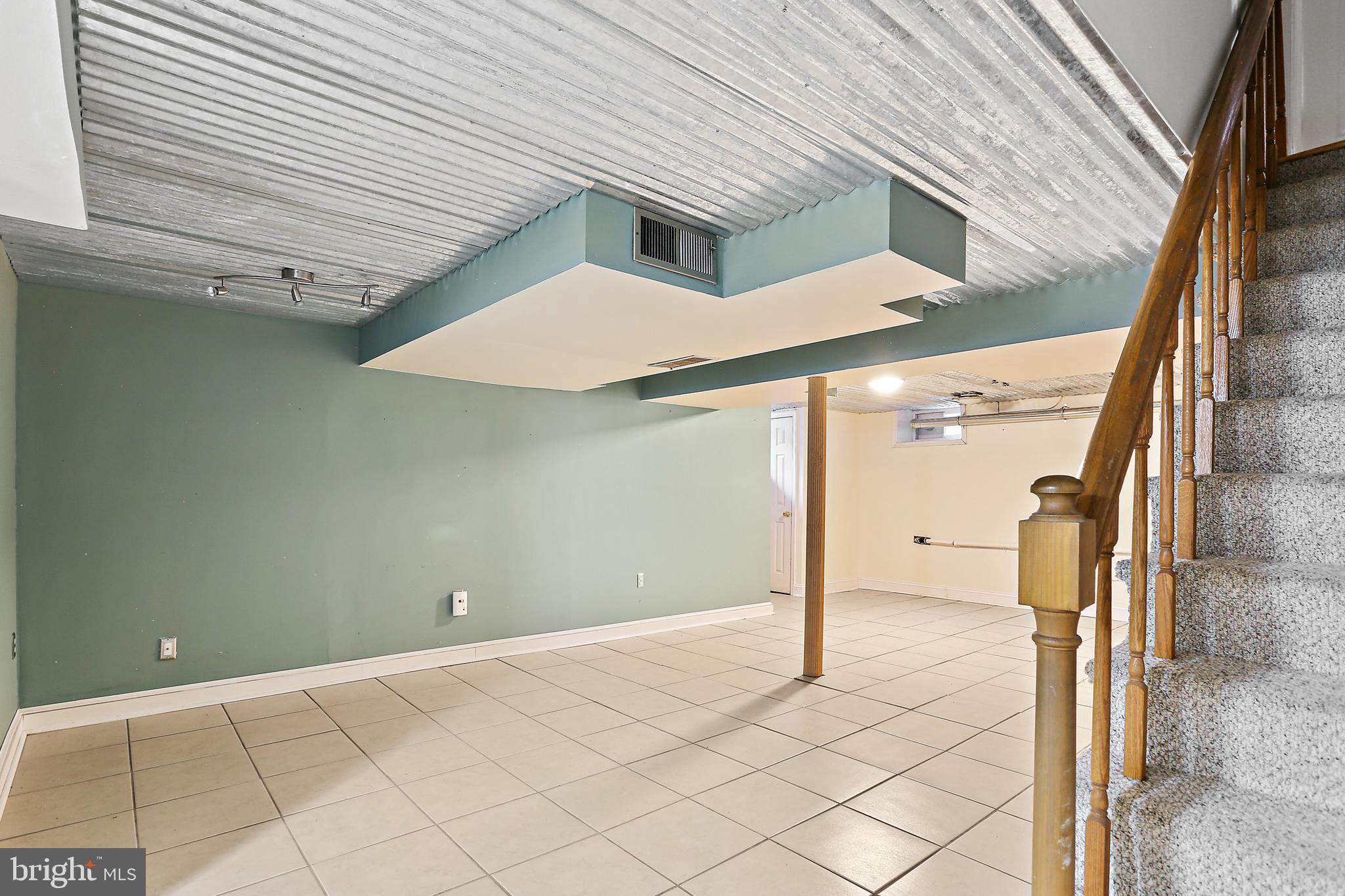 LUTHERVILLE - Residential