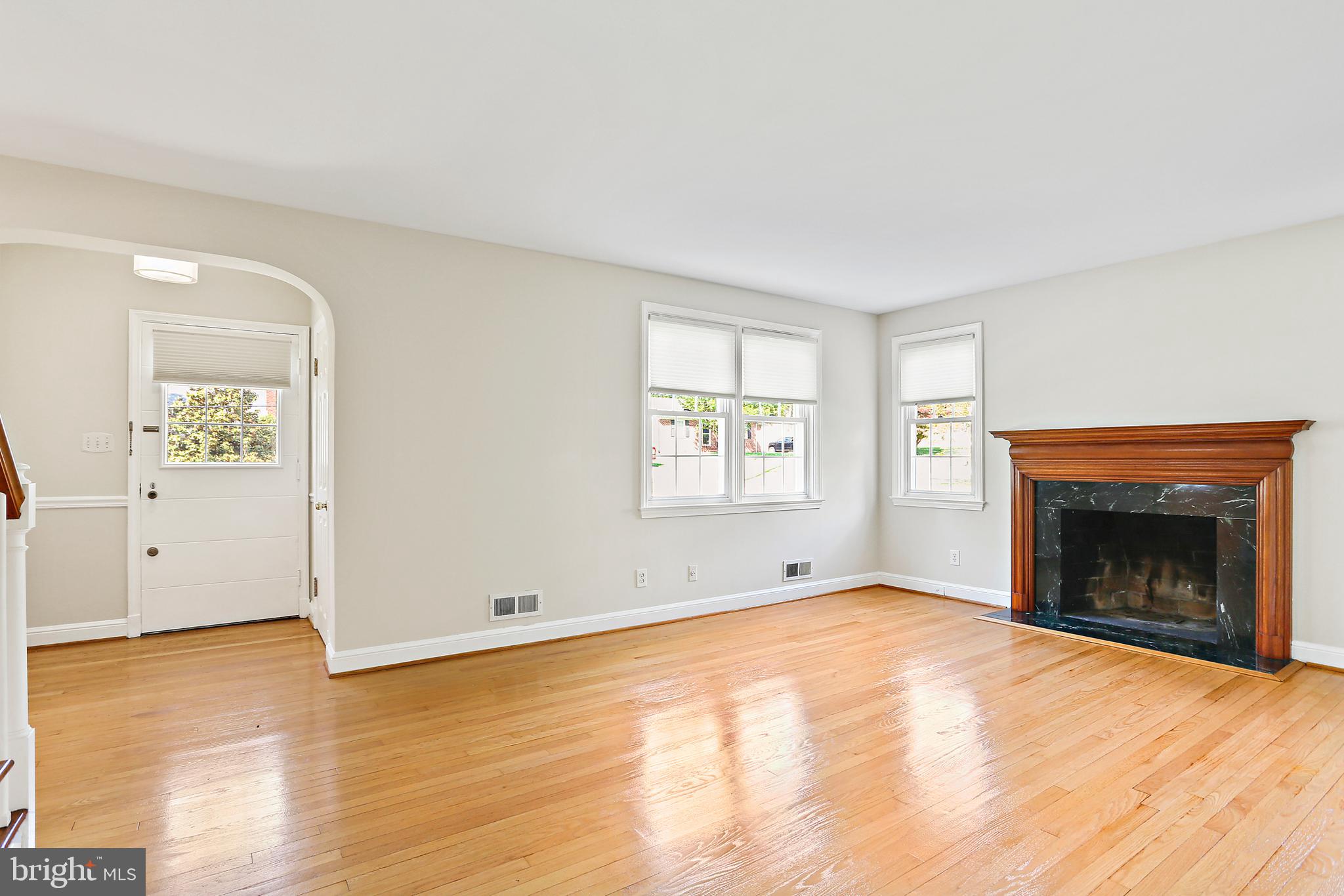 LUTHERVILLE - Residential