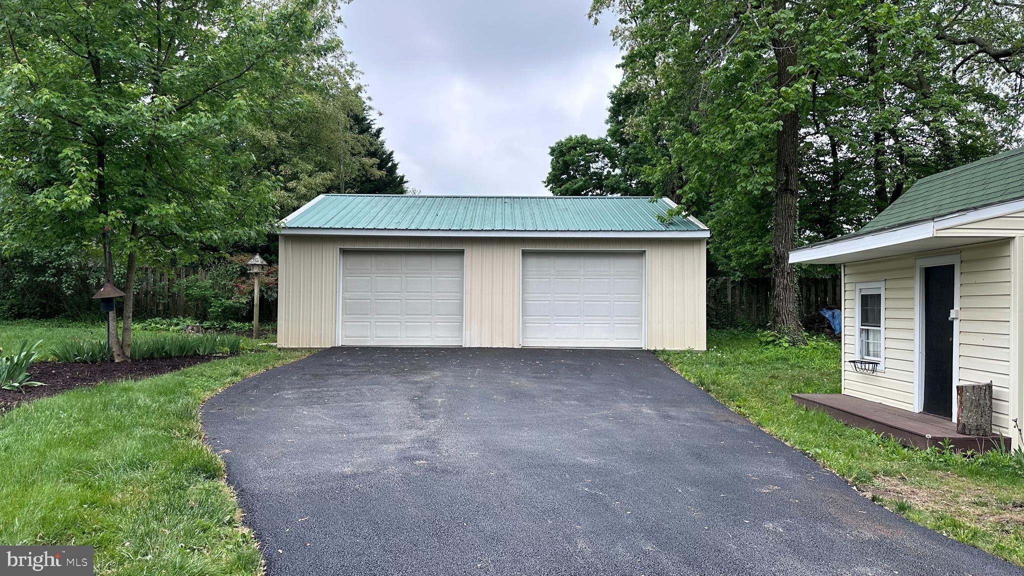 LUTHERVILLE - Residential