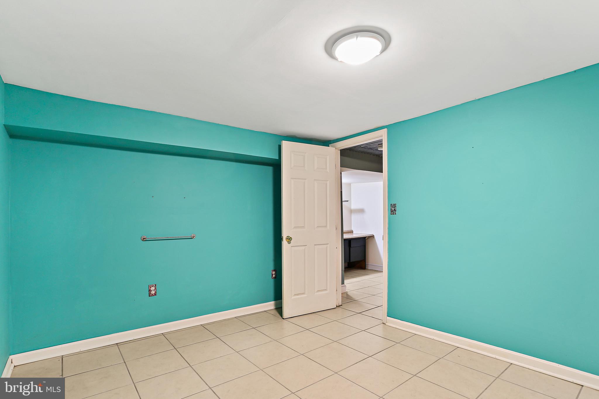 LUTHERVILLE - Residential