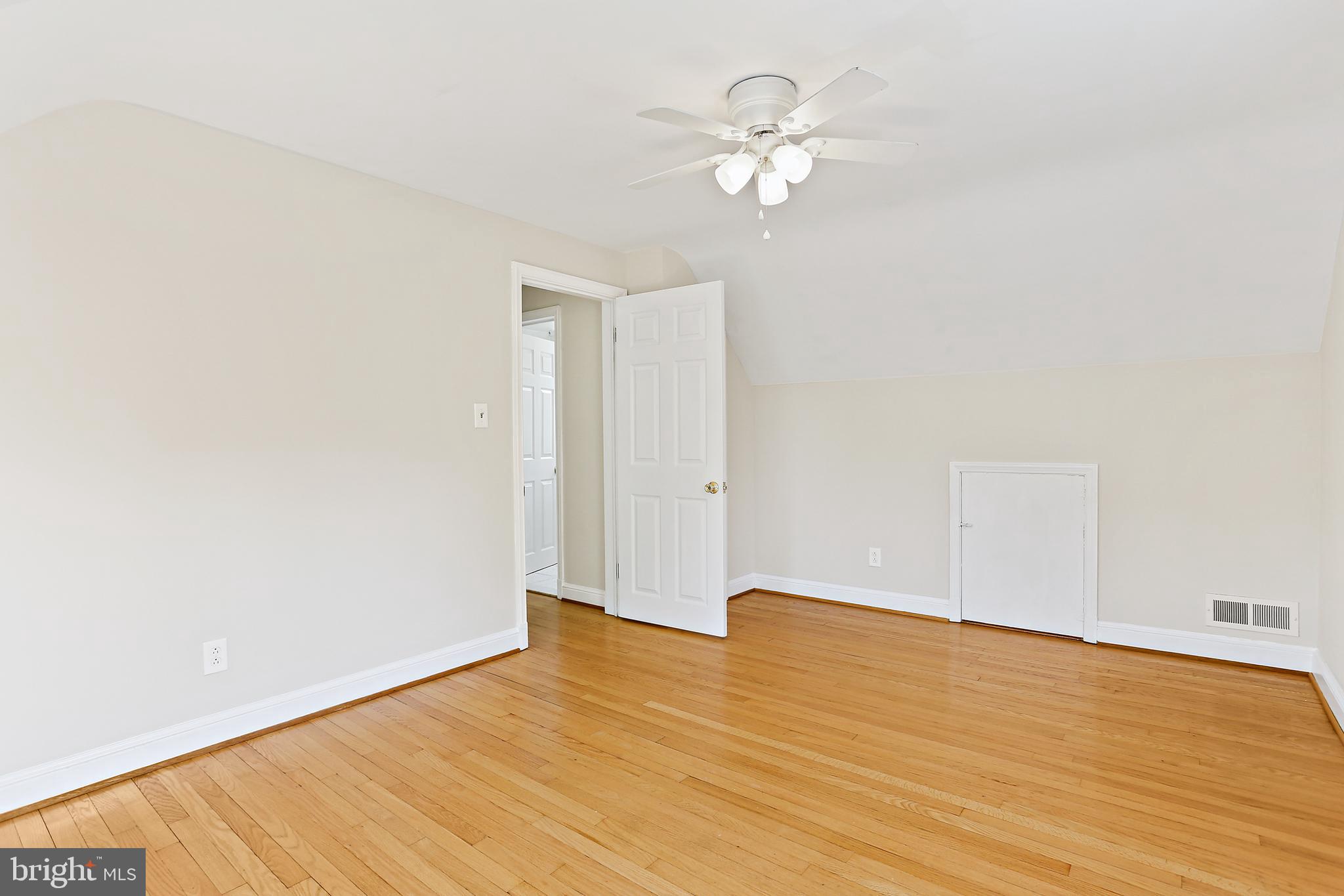 LUTHERVILLE - Residential